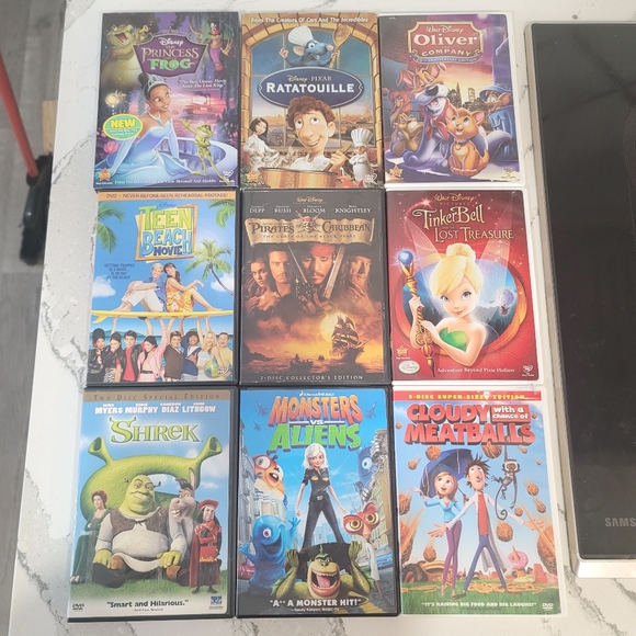 Disney, DreamWorks DVD bundle of 9 movies with cases. All work. - Picture 2 of 5